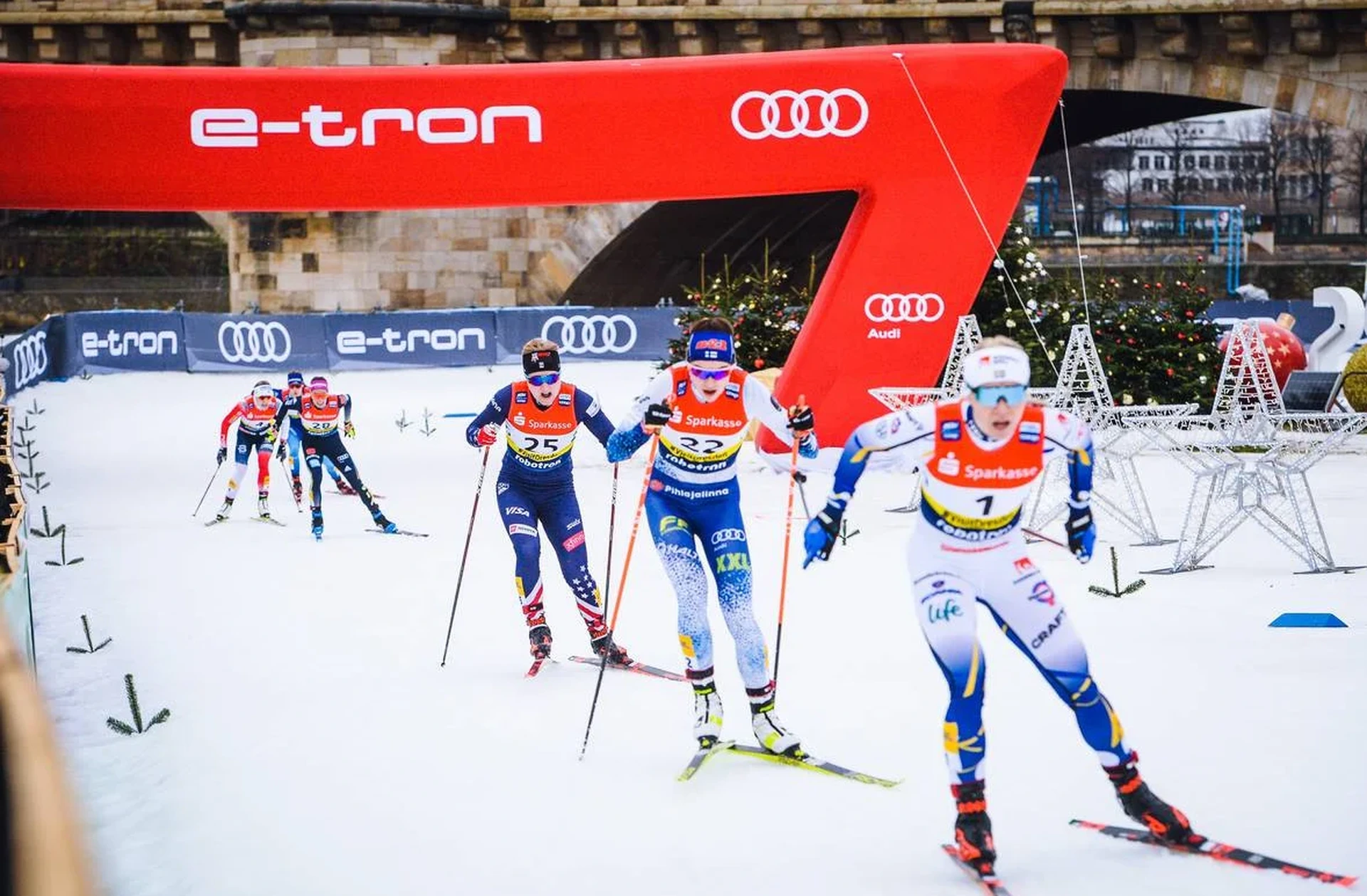 pg娱乐越野滑雪冬季运动综合